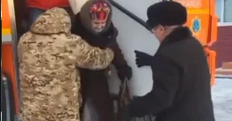 Шет ауданында жол қозғалысы шектеліп, 45 адам эвакуацияланды