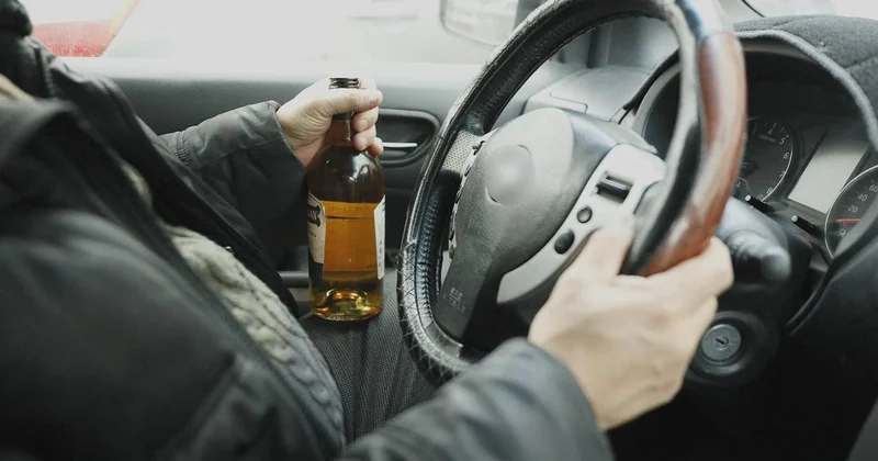 Казахстанец сел за руль пьяным и лишился прав до 77 лет