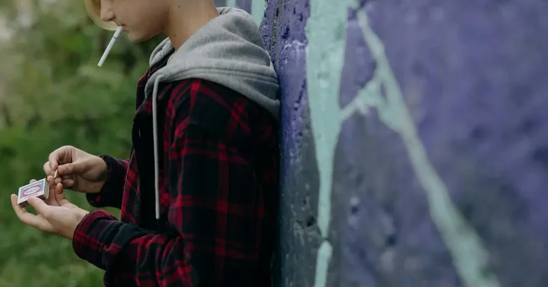 17 подростков состоят на учёте как алкоголики и наркоманы в Алматы