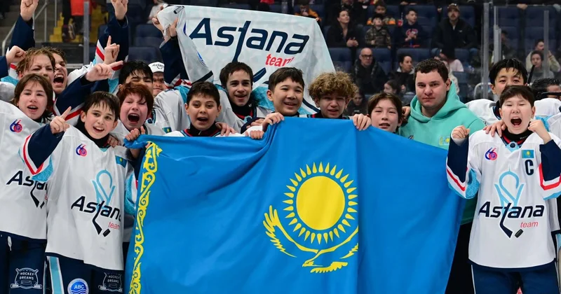 Юные хоккеисты Astana Team выиграли международный турнир в Канаде