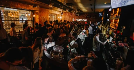 Счета бара актера Максима Лагашкина арестовала налоговая служба