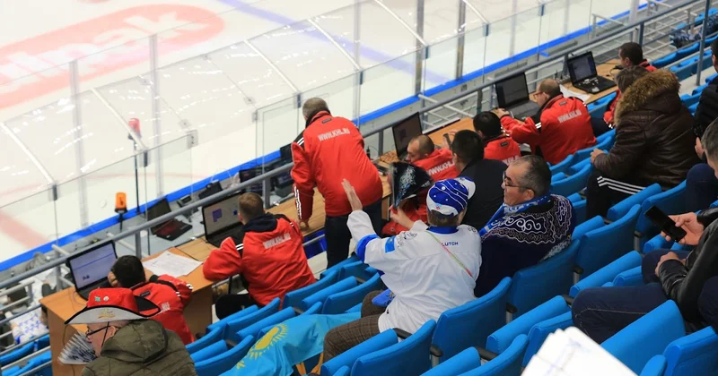 Токаев поздравил детскую хоккейную команду Astana Team с победой на турнире в Канаде