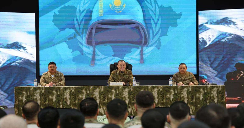 Министр обороны проверил готовность миротворцев к миссии на Голанские высоты