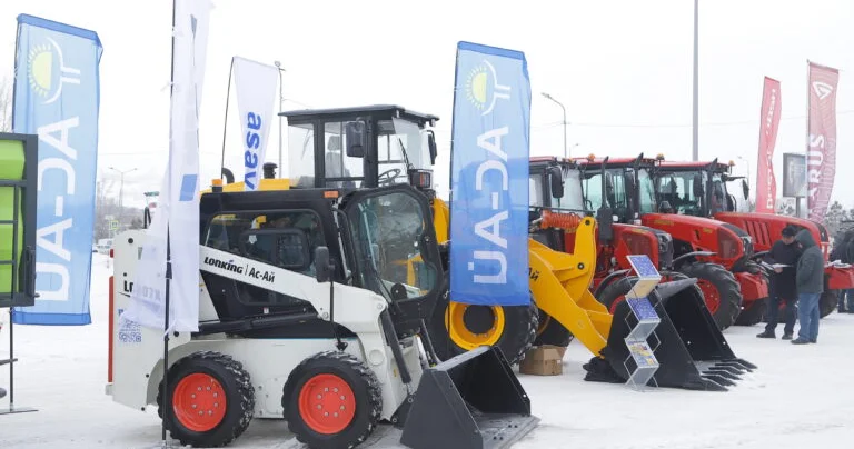 Қостанайда ауылшаруашылық техникаларының көрмесі өтті