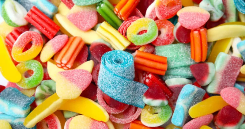 Қостанайда кәмпиттен жәндік шығып, тұрғын моральдық өтемақы өндіріп алды