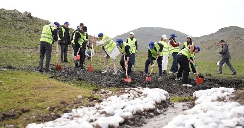 Еріктілер Мөлдір бұлақ экологиялық акциясын қолдауға шақырды