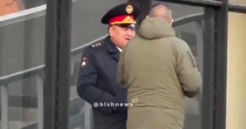 Главу МВД Кыргызстана оштрафовали за курение в общественном месте (видео)