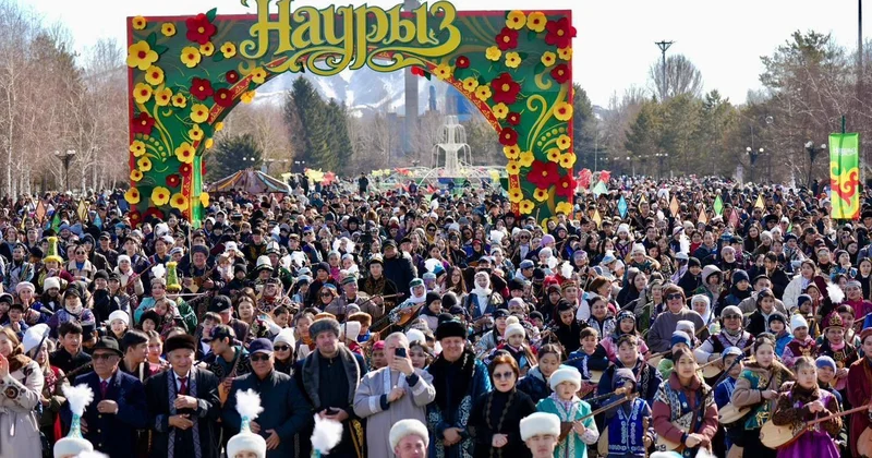 Шығыс Қазақстан облысында бір мезетте 5 мыңнан астам домбырашы Ақбұлақ әнін орындады