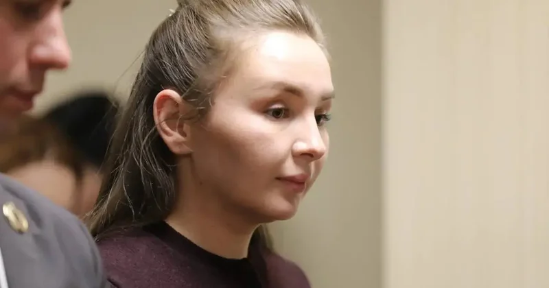 Эльмира Толегенова не явилась в суд: заседание по делу блогеров перенесли на завтра