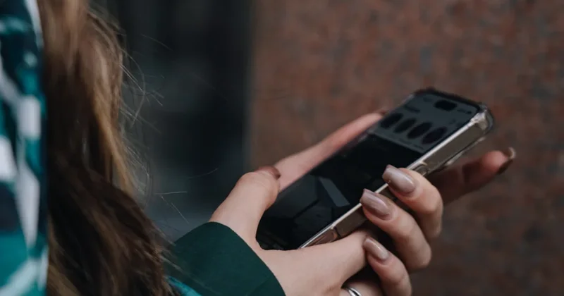 Казахстанка рекламировала наркотики в Instagram и TikTok