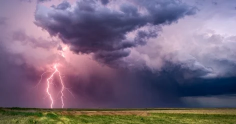 Сильный дождь с грозой пройдет в Таразе и Шымкенте