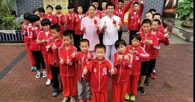 Суперпапа вырастил почти 300 сирот