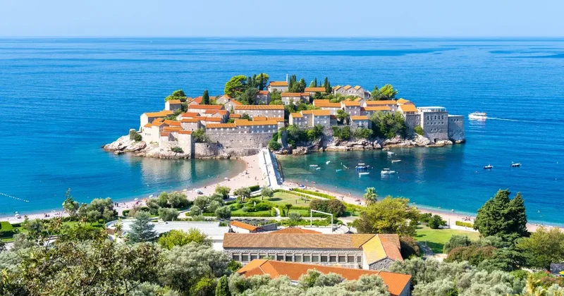 Казахстанцам открыли временный безвизовый въезд в одну из стран Европы