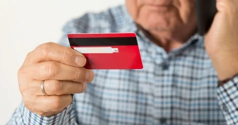 Мошенники пытались выманить данные у пенсионера в Астане