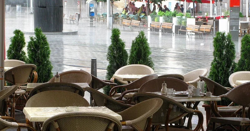 Ливень с грозой обрушится на Алматы