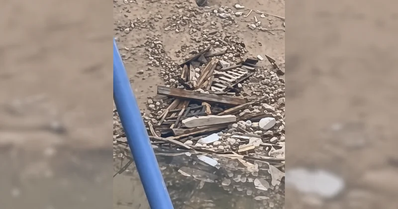 Водоём в Отеген Батыре засыпают строительным мусором