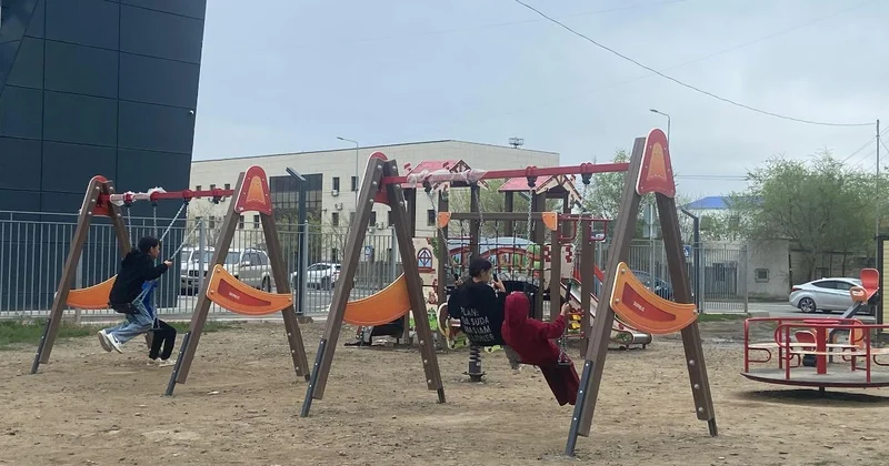 Атырау әкімдігінде балалар алаңы туралы журналистік сауал азаматтың өтінішіне айналды