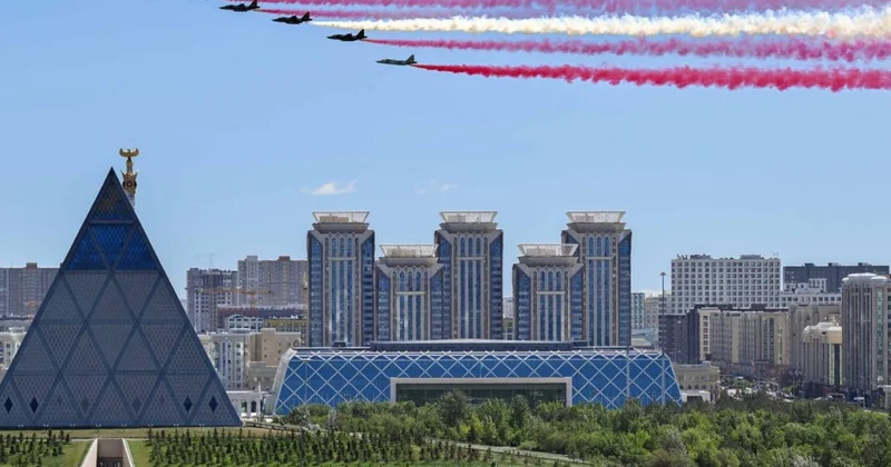 Над Астаной снова будут летать истребители. Казахстан готовится к визиту Путина