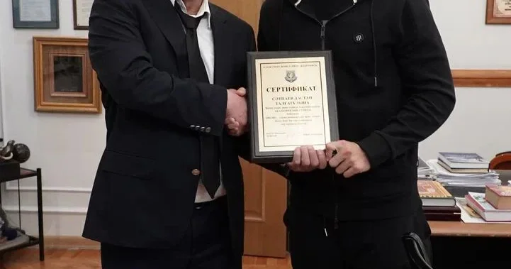 Футболшы Дастан Сәтпаевқа арнайы академиялық грант табысталды