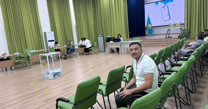 Азаматтар сайлау учаскесіне келіп, өз таңдауын жасады Қуандық Досқалиев