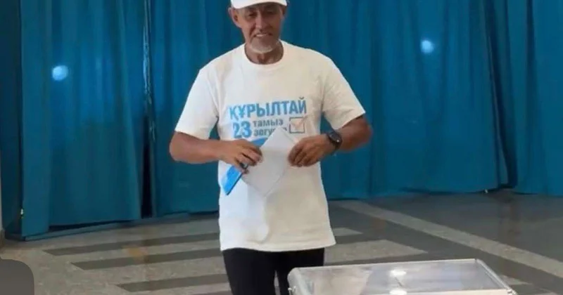Мендыбай ага завершил Құрылтайға жол голосованием в Алматы
