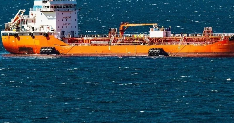 Иран пригрозил остановить вывоз нефти из Персидского залива в ответ на блокаду