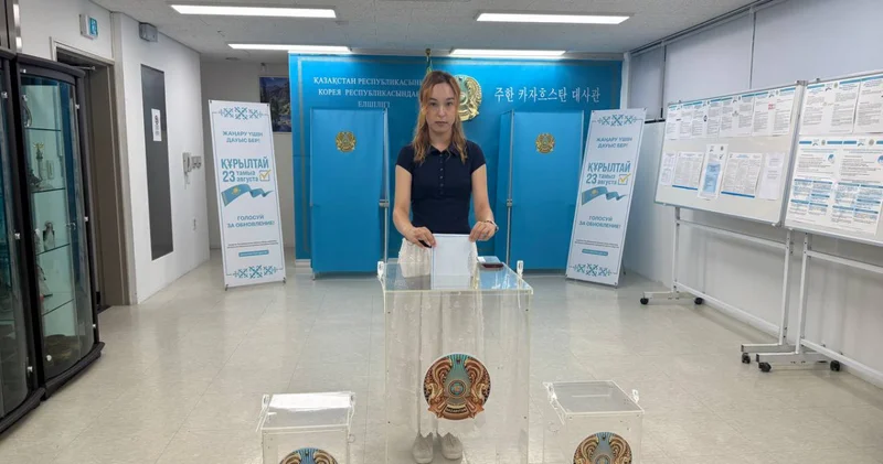 Құрылтай сайлауы: Корея университетінің студенті Ажар Каримжанова бірінші болып өз таңдауын жасады