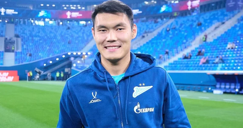 Разгромом со счетом 6:0 завершился матч Зенита с участием Алипа