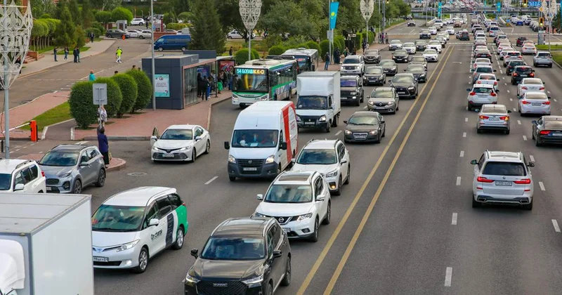 Алматыдағы кептеліске мемлекеттік қызметкерлердің жұмыс уақытының өзгеруі қалай әсер етті