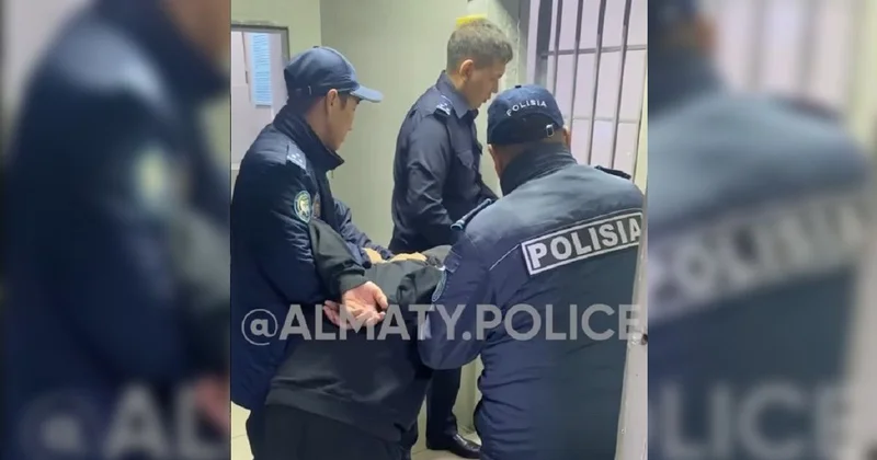 Арестом и штрафом закончился конфликт между пассажирами автобуса в Алматы (видео)