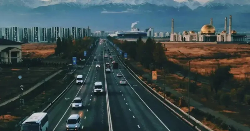 Алматыда LRT құрылысына байланысты демалыс күндері екі көшеде қозғалыс шектеледі