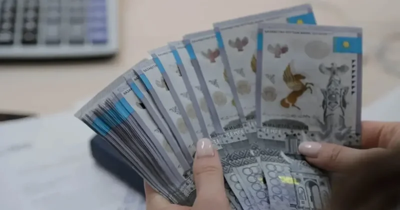 Нацбанк отрицает искусственное укрепление тенге