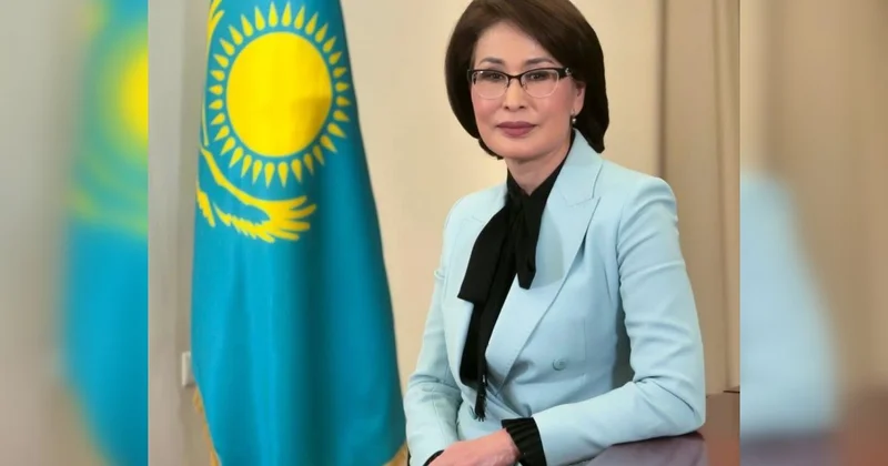 Министр здравоохранения обратилась к работникам скорой помощи