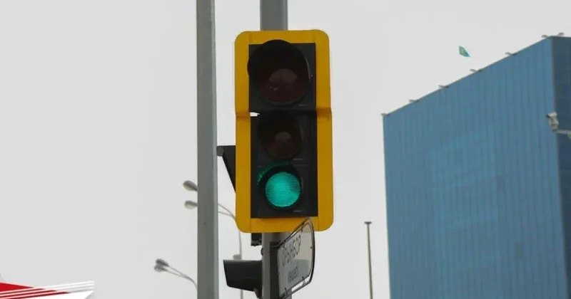 В Астане изменили режим работы светофоров на семи перекрёстках