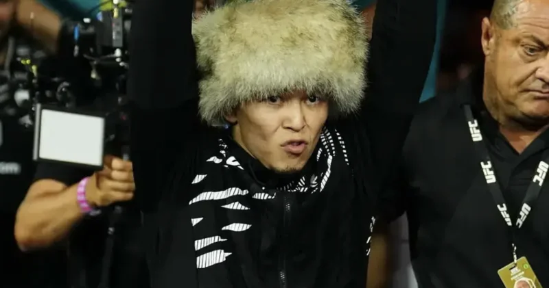 Асу Алмабаев UFC дегі жеңісінен кейін мәлімдеме жасады