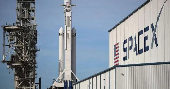 Ракета SpaceX вывела на орбиту 28 интернет спутников Starlink