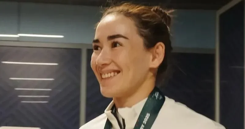 Әбиба Әбужақынова Абу Дабиге барады