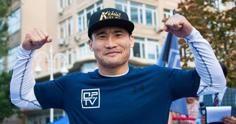 Канат Ислам объявил об отмене своего боя в Алматы