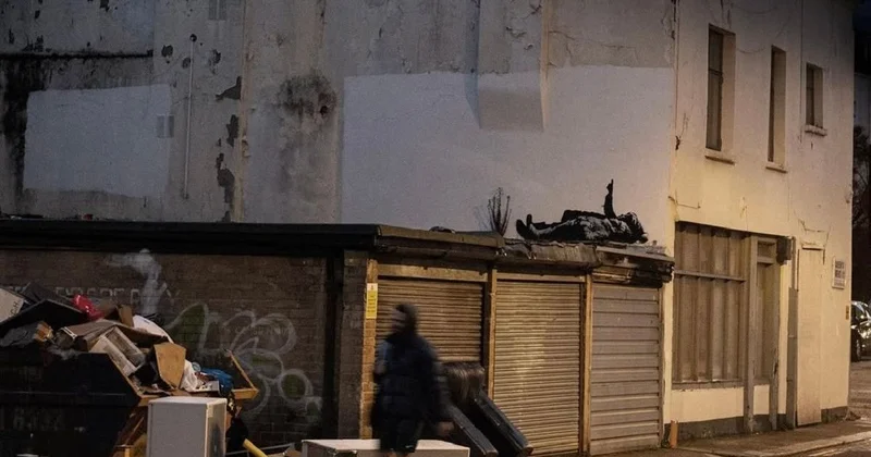 Две новые работы Бэнкси появились в Лондоне: какое послание передал художник