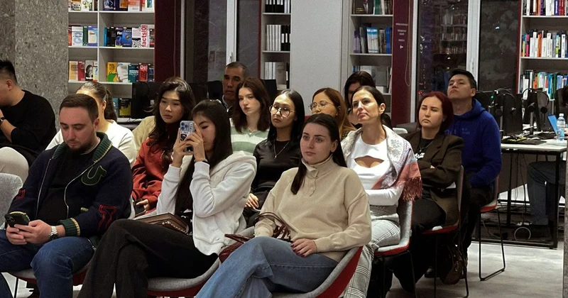 Как прошел предновогодний митап : успешные PR кейсы 2025