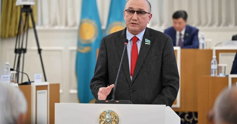 В Казахстане предложили усилить контроль за финансированием политических партий