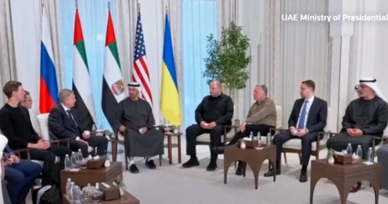 Абу Дабиде Ресей, Украина және АҚШ арасындағы үшжақты келіссөздердің алғашқы күні өтті