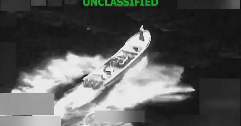 США нанесли удар по лодке в Тихом океане: два человека убиты (видео)