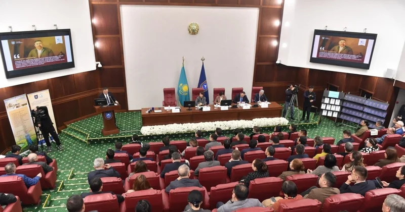 Алматыда Абай іліміне арналған жаңа оқу пәндері мен электронды ресурстар таныстырылды