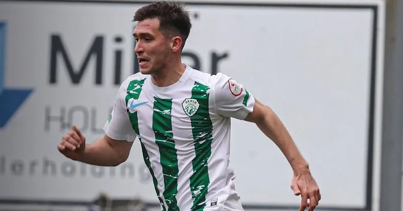 Казахстанский футболист отметился автоголом в чемпионате Турции, а его команду разгромили