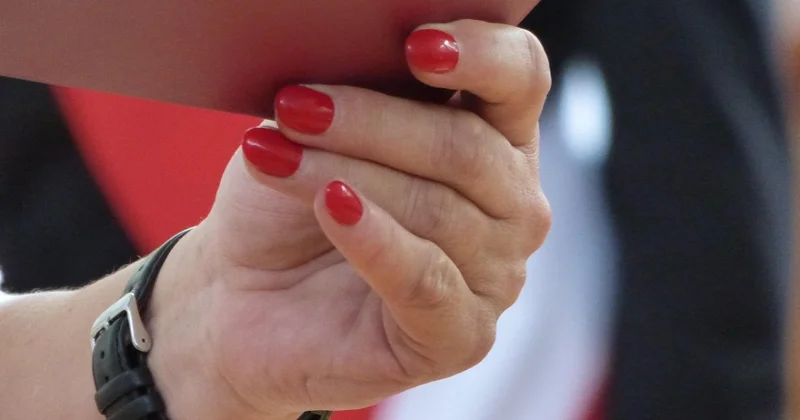 Женщина 23 года живет без удостоверения личности и гражданства в Мангистау