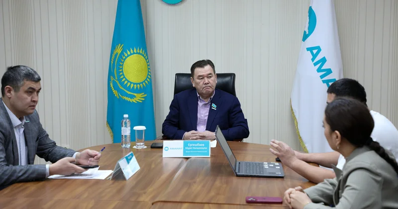 Мәжіліс депутаты Мұрат Ергешбаев тұрғындардың мәселесін тыңдады