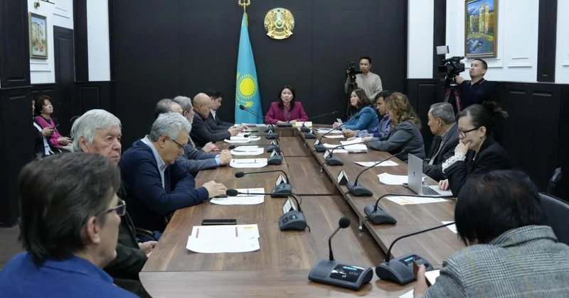 Эксперты подчеркнули созидательный характер проекта новой Конституции