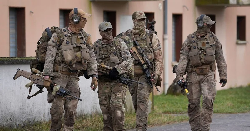 Британия начала подготовку к возможному размещению войск на Украине