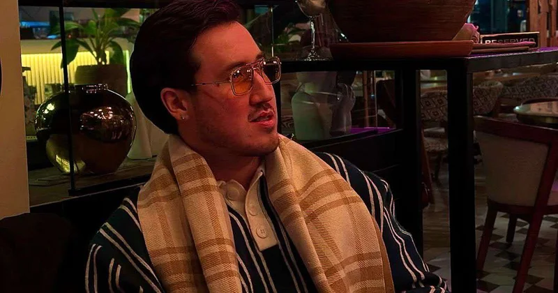 Подставные компании и млрд тенге: блогера разыскивают по делу о сети онлайн казино